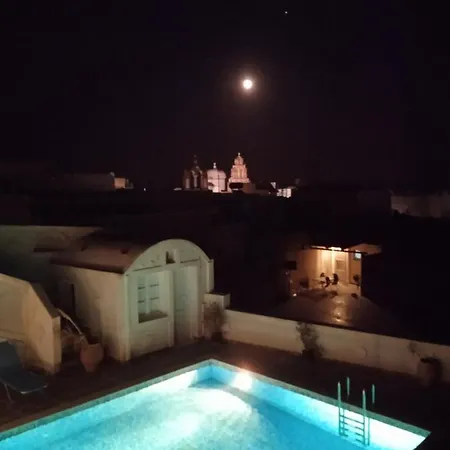 Loukas Kontos Traditional House