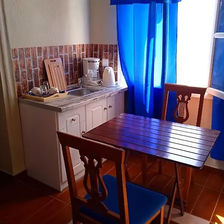 Loukas Kontos Traditional House *