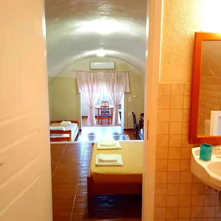 Loukas Kontos Traditional House Дом отдыха *