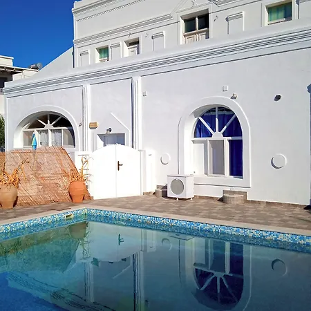 Loukas Kontos Traditional House *