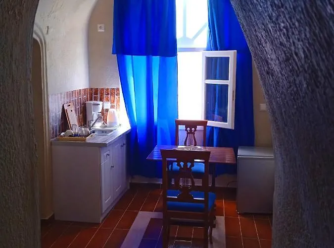 Loukas Kontos Traditional House