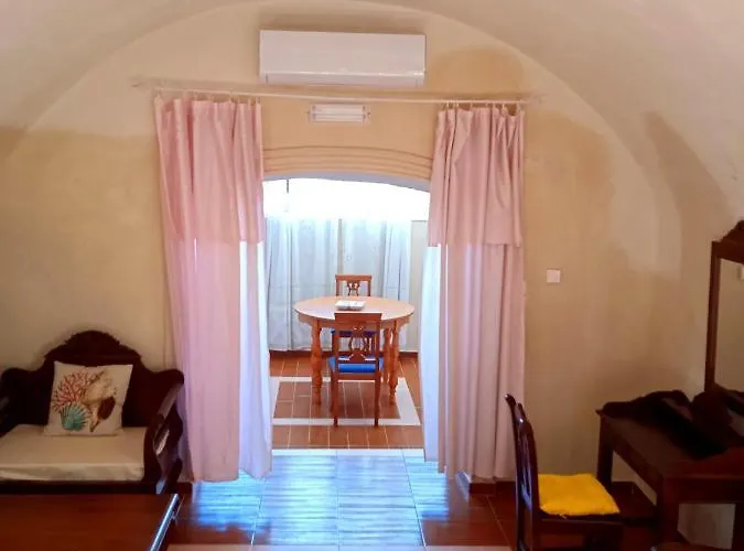 بيت للعطل Loukas Kontos Traditional House