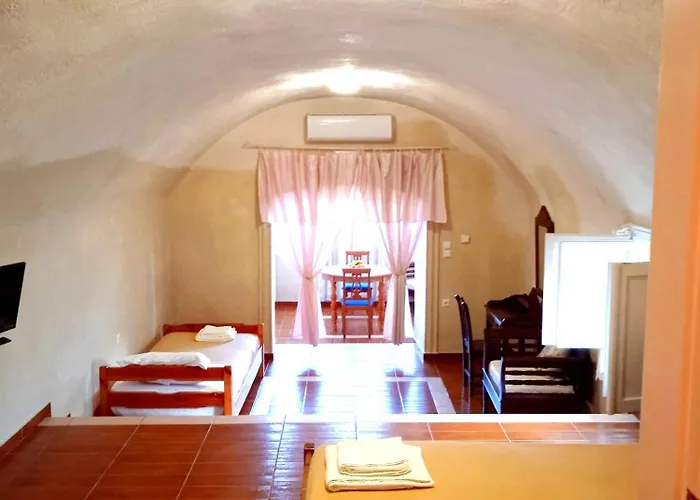 بيت للعطل Loukas Kontos Traditional House *