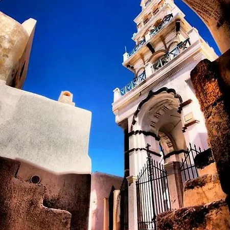 Loukas Kontos Traditional House * Emporio (Santorini)