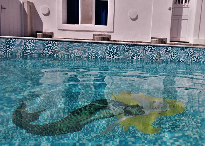 Loukas Kontos Traditional House * Emporio (Santorini)